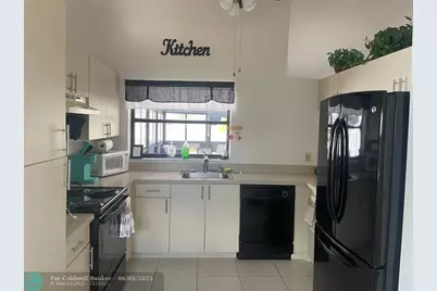 5675  Northpointe Lane, Boynton Beach, FL 33437 - Photo 4