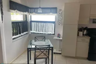 5675 Northpointe Ln, Boynton Beach, FL 33437 - Photo 6