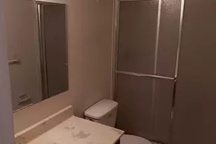 109 Lake Emerald Dr, Oakland Park, FL 33309 - Photo 10