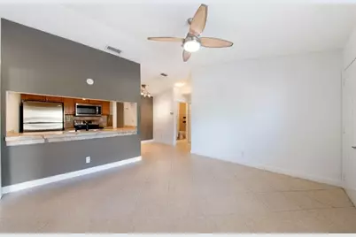 9466  Boca Cove Cir, Unit #315, Boca Raton, FL 33428 - Photo 10