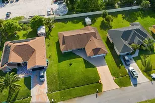 886 S E O'Donnell Ln, Port Saint Lucie, FL 34983 - Photo 48