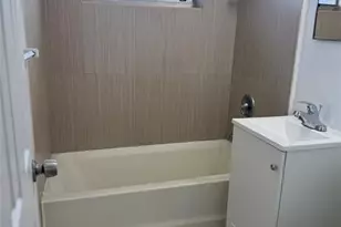 750 NW 56th St, Miami, FL 33127 - Photo 14