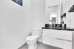 5827 Brookfield Cir W, Hollywood, FL 33312 - Photo 38