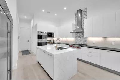 5827  Brookfield Cir W, Hollywood, FL 33312 - Photo 10