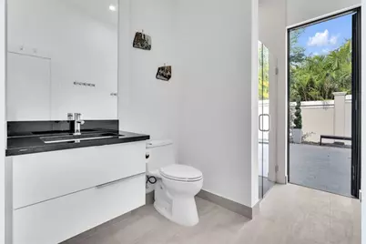 5827  Brookfield Cir W, Hollywood, FL 33312 - Photo 40