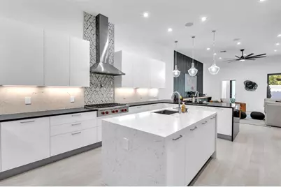 5827  Brookfield Cir W, Hollywood, FL 33312 - Photo 6