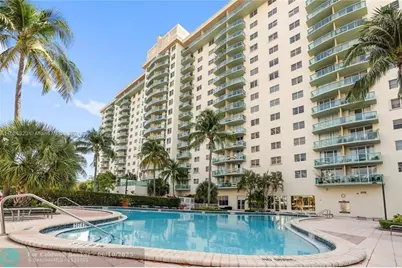 19390  Collins Ave, Unit #212, Sunny Isles Beach, FL 33160 - Photo 2