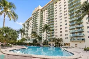 19390 Collins Ave Unit, Sunny Isles Beach, FL 33160 - Photo 2