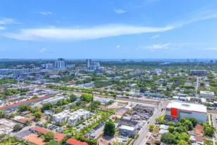 2135 Washington St, Hollywood, FL 33020 - Photo 32