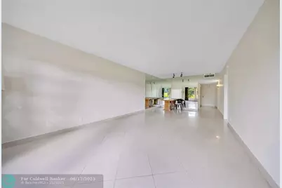 2850 N Palm Aire Dr, Unit #104, Pompano Beach, FL 33069 - Photo 10