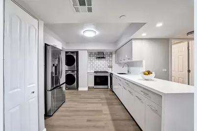 3200  Port Royale Dr N, Unit #905, Fort Lauderdale, FL 33308 - Photo 10