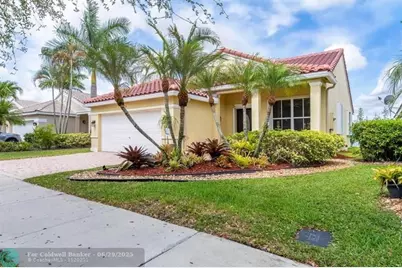 916 Savannah Falls Drive, Weston, FL 33327 - Photo 2