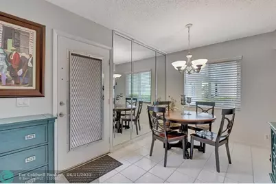 204  Burgundy E, Unit #204, Delray Beach, FL 33484 - Photo 6