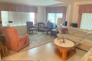 1888 SW 85th Ave, Davie, FL 33324 - Photo 4