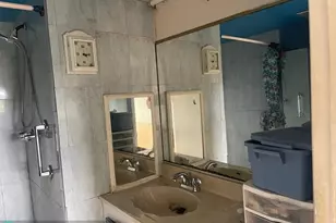 8101 N Sunrise Lakes Dr Unit, Sunrise, FL 33322 - Photo 8