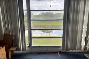 8101 N Sunrise Lakes Dr Unit, Sunrise, FL 33322 - Photo 6