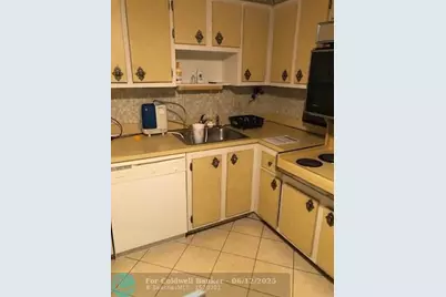 4751 NW 21st St, Unit #618, Lauderhill, FL 33313 - Photo 10