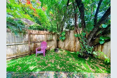 100 NE 12th St, Fort Lauderdale, FL 33304 - Photo 18