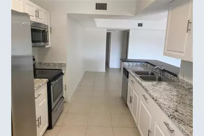 9640 NW 2nd St, Unit #5-302, Pembroke Pines, FL 33024 - Photo 8