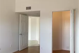 9640 NW 2nd St, Pembroke Pines, FL 33024 - Photo 18