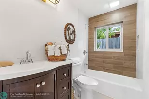 2270 SE 5th St, Pompano Beach, FL 33062 - Photo 6