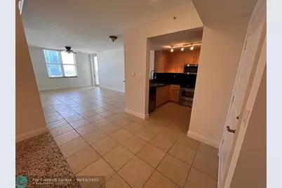 511 SE 5th Ave, Unit #911, Fort Lauderdale, FL 33301 - Photo 4