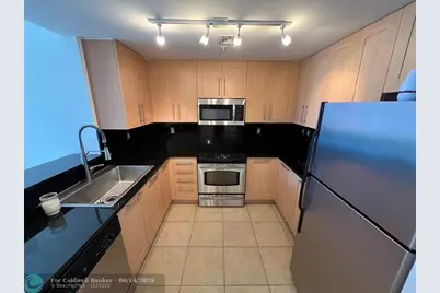 511 SE 5th Ave, Unit #911, Fort Lauderdale, FL 33301 - Photo 6