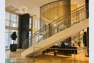 511 SE 5th Ave, Unit #911, Fort Lauderdale, FL 33301 - Photo 2