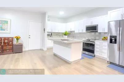 10675 W Clairmont Cir, Unit #202, Fort Lauderdale, FL 33321 - Photo 8