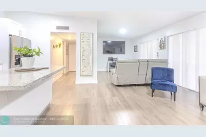 10675 W Clairmont Cir, Unit #202, Fort Lauderdale, FL 33321 - Photo 4