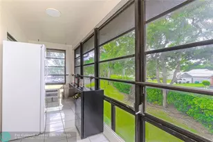 10675 W Clairmont Cir, Fort Lauderdale, FL 33321 - Photo 16