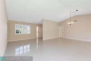 10821 Greentrail Dr, Boynton Beach, FL 33436 - Photo 8