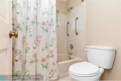 10821  Greentrail Dr, Boynton Beach, FL 33436 - Photo 14