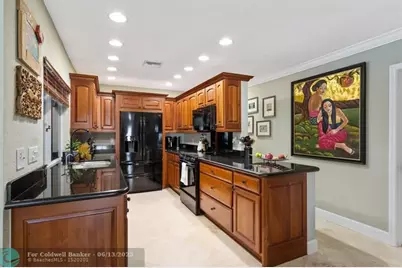 2750 NE 45th St, Lighthouse Point, FL 33064 - Photo 6