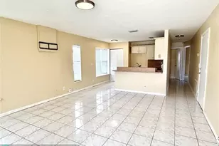 10400 Boynton Pl Cir, Boynton Beach, FL 33437 - Photo 2