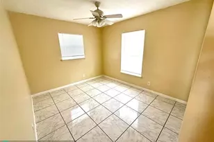 10400 Boynton Pl Cir, Boynton Beach, FL 33437 - Photo 4