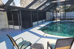 702 SW Belmont Cir, Port Saint Lucie, FL 34953 - Photo 6