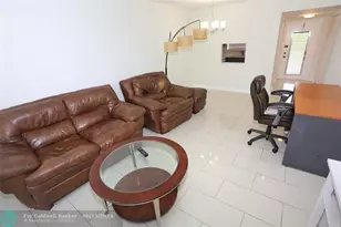 8225 Sunrise Lakes Blvd, Sunrise, FL 33322 - Photo 14