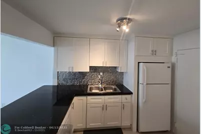 336 N Birch Road, Unit #2-C, Fort Lauderdale, FL 33304 - Photo 4