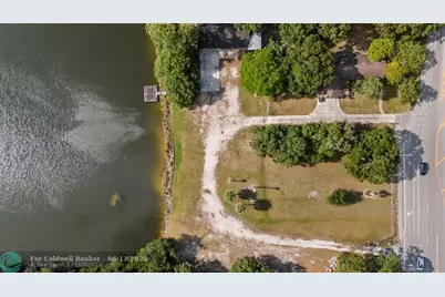 2511 S Jenkins Rd, Fort Pierce, FL 34947 - Photo 2