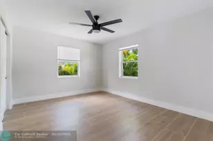 860 NE 34th St, Oakland Park, FL 33334 - Photo 20