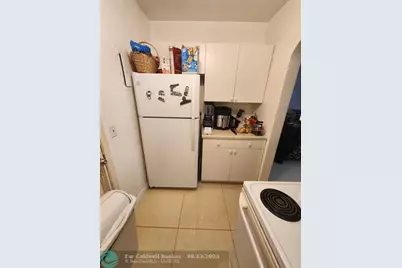 1801 NE 62nd St, Unit #105, Fort Lauderdale, FL 33308 - Photo 10