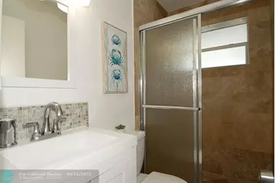 21 NE 57th Ct, Fort Lauderdale, FL 33334 - Photo 18