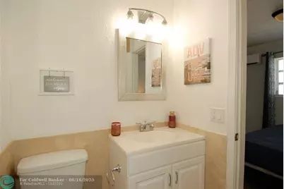 21 NE 57th Ct, Fort Lauderdale, FL 33334 - Photo 12