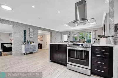 616 NW 21st St, Wilton Manors, FL 33311 - Photo 4