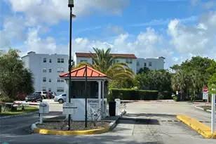 2800 Somerset Dr, Lauderdale Lakes, FL 33311 - Photo 1