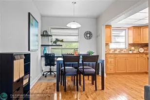 3847 S Circle Dr, Hollywood, FL 33021 - Photo 8