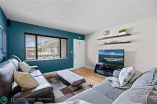 3847 S Circle Dr, Hollywood, FL 33021 - Photo 14