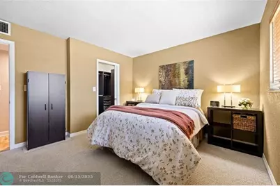 3847 S Circle Dr, Unit #11, Hollywood, FL 33021 - Photo 16