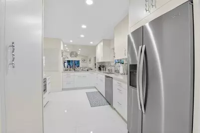 19452  Waters Reach Lane 305 Lane, Unit #305, Boca Raton, FL 33434 - Photo 6